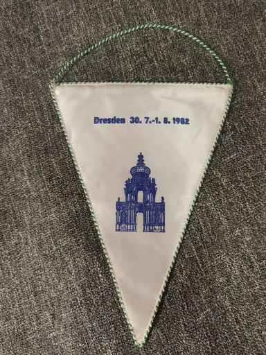 Rückseite DDR FDJ Pokal